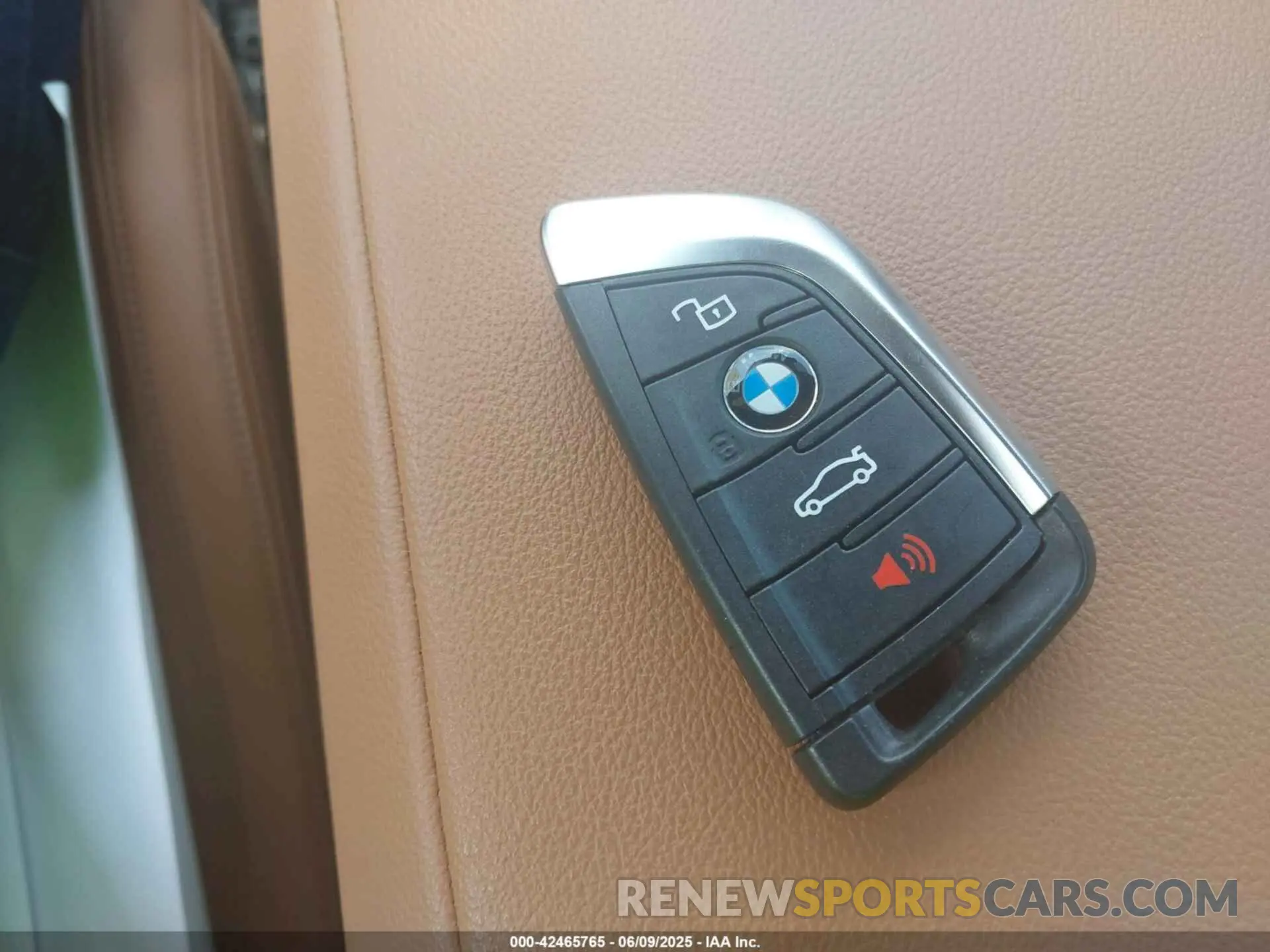 11 Фотография поврежденного автомобиля WBA43AT04PCM23292 BMW 430I 2023