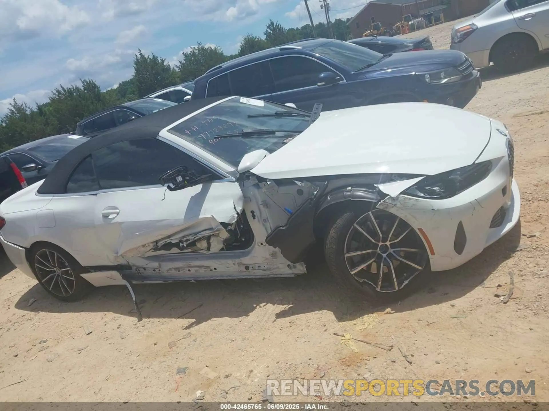 13 Фотография поврежденного автомобиля WBA43AT04PCM23292 BMW 430I 2023