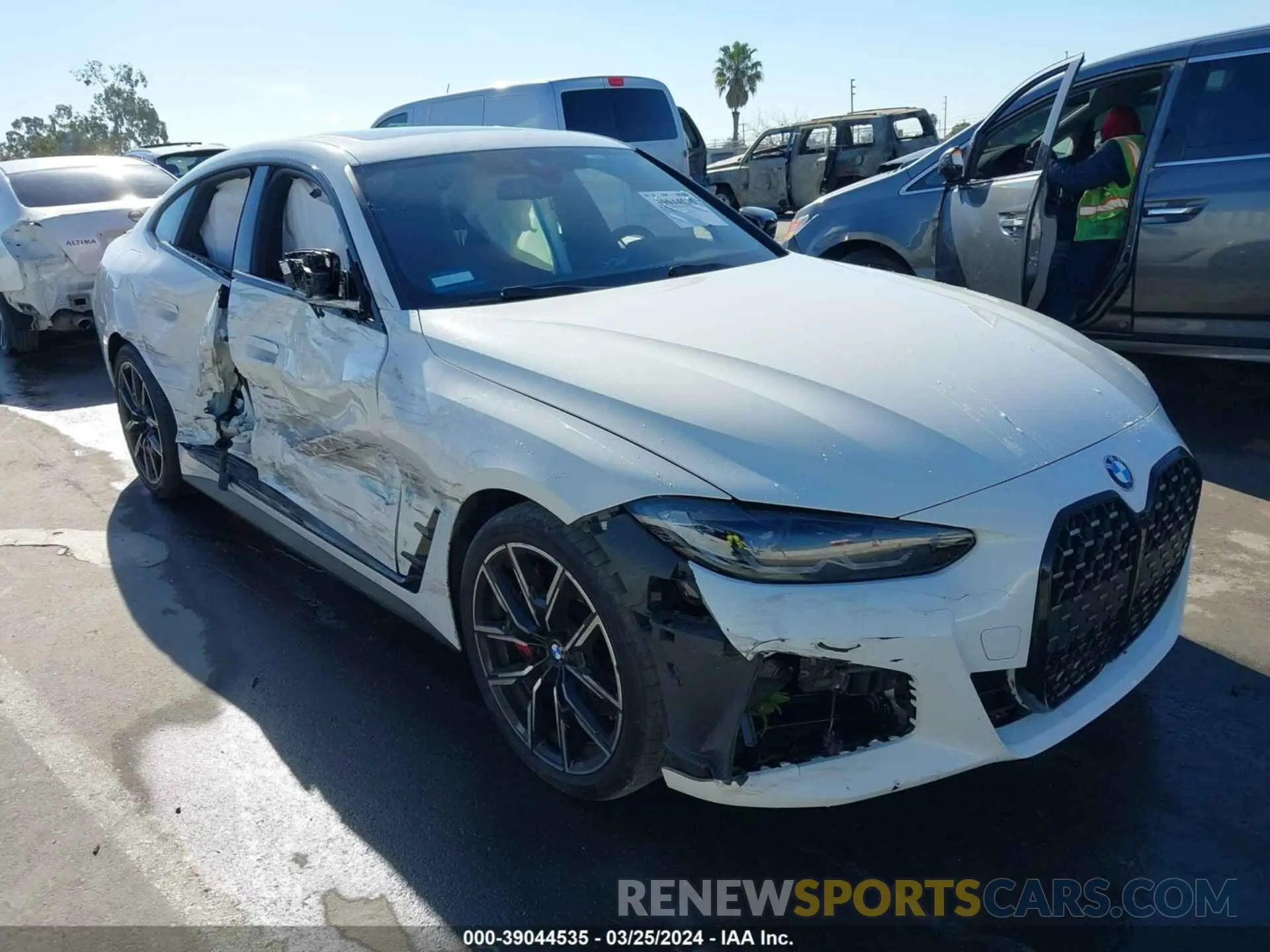1 Photograph of a damaged car WBA63AV04PFP14024 BMW 430I 2023