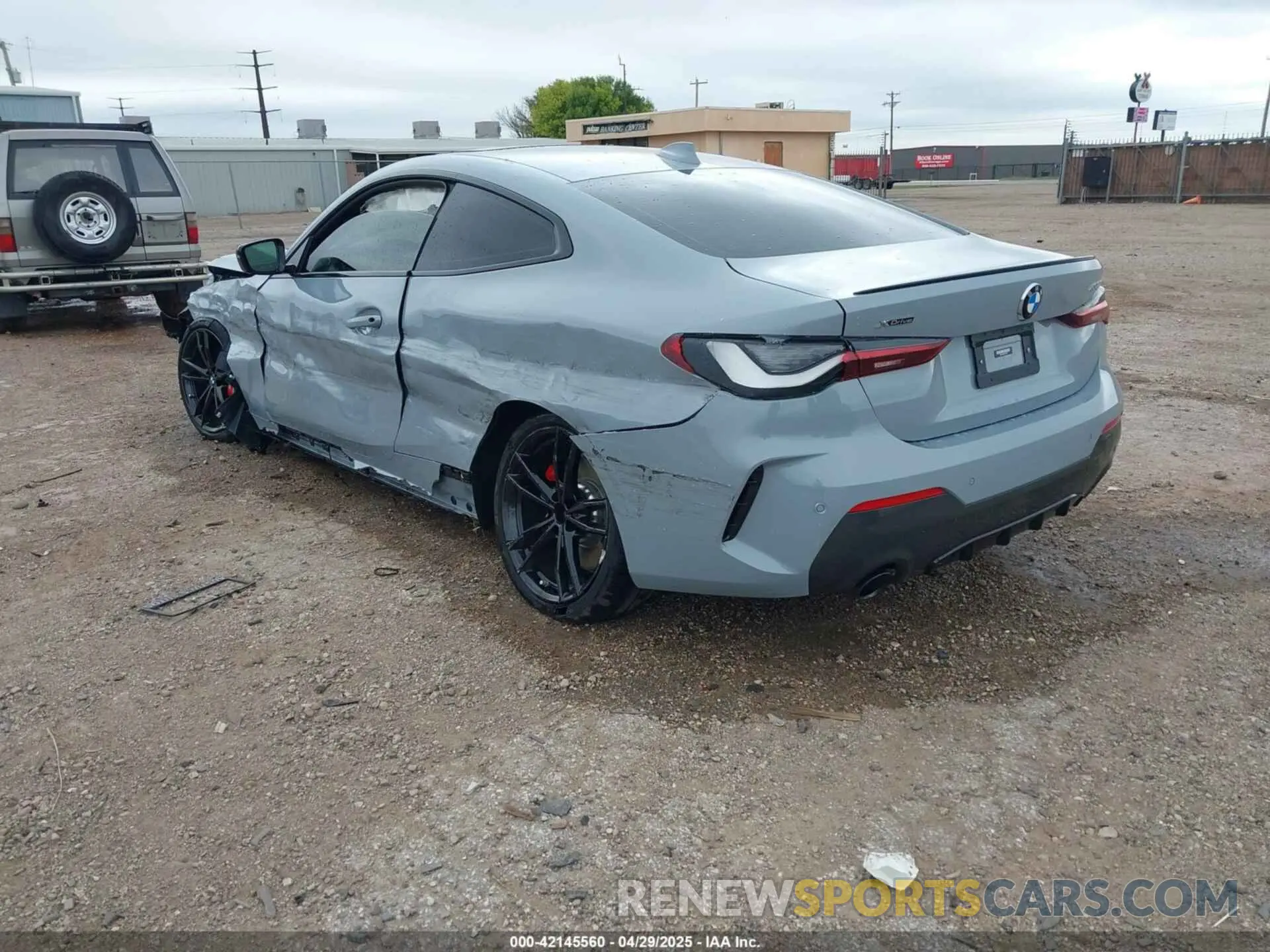 3 Photograph of a damaged car WBA73AP0XPCL78110 BMW 430I 2023