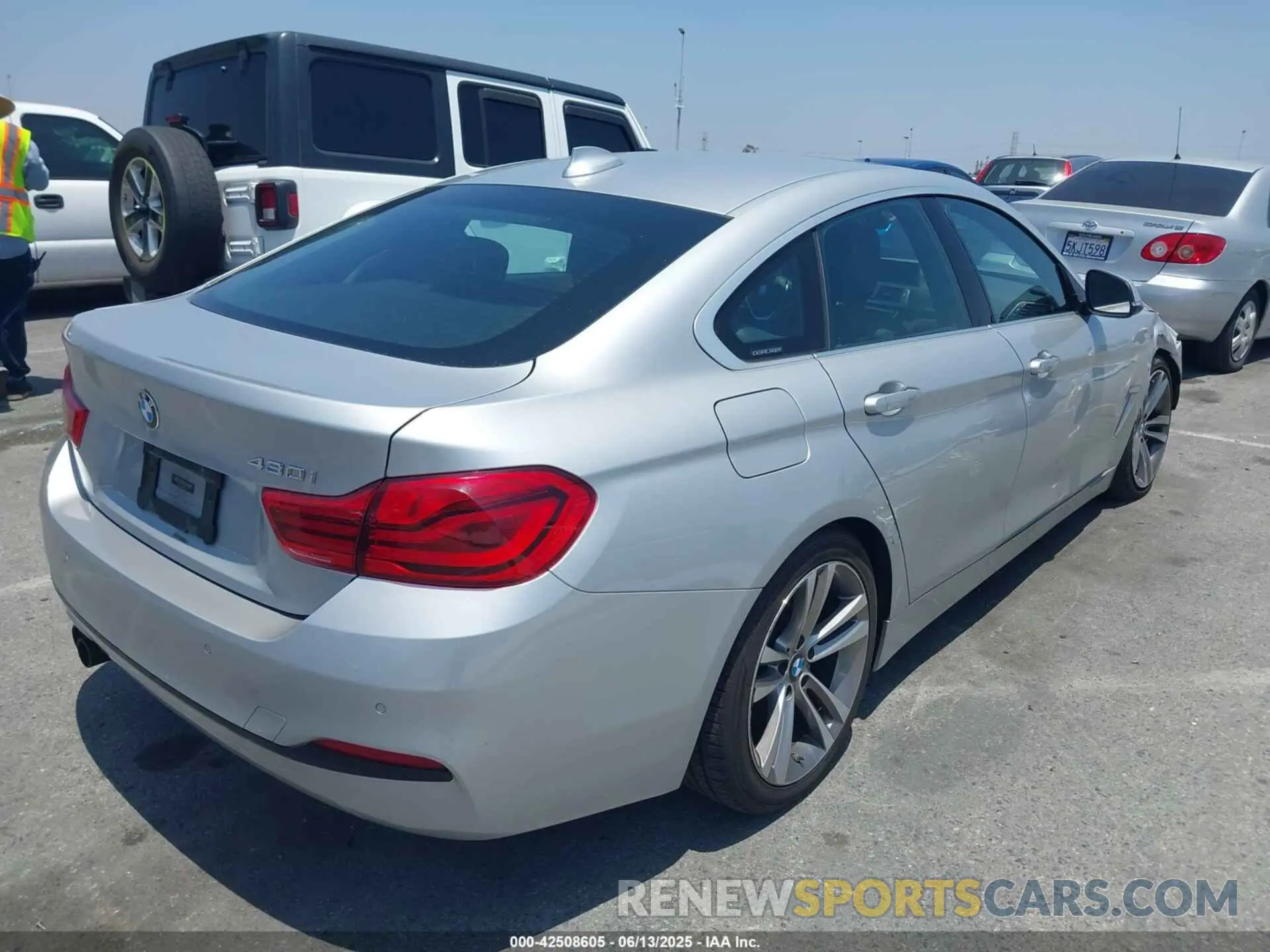 4 Photograph of a damaged car WBA4J1C55KBM13337 BMW 430I GRAN COUPE 2019