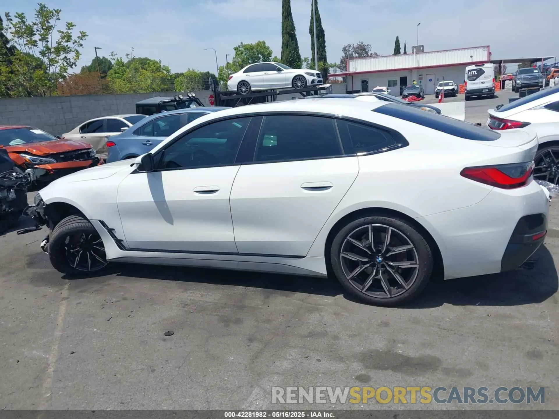 13 Photograph of a damaged car WBA63AV03NFM76468 BMW 430I GRAN COUPE 2022