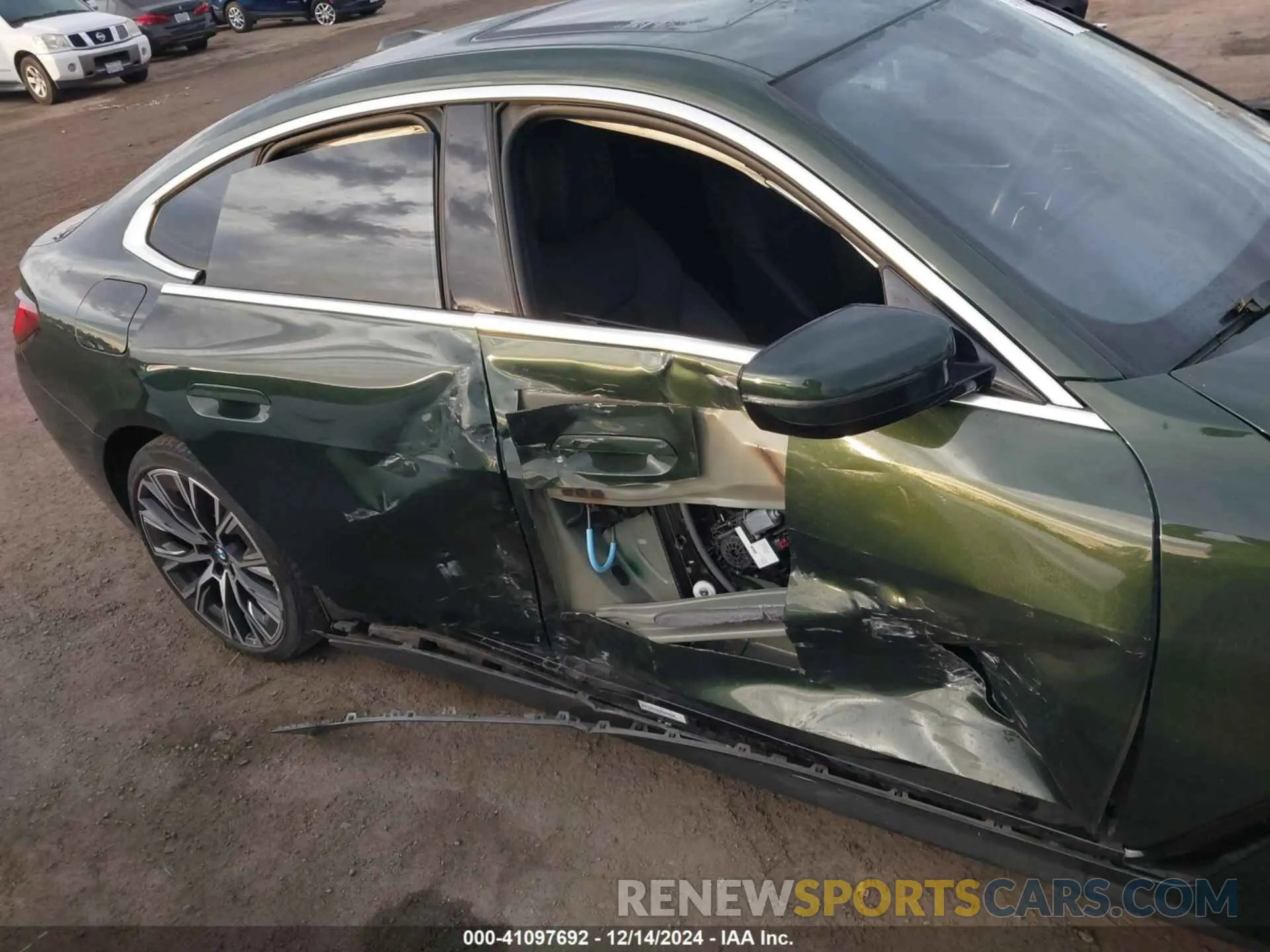 18 Фотография поврежденного автомобиля WBA63AV06PFP01002 BMW 430I GRAN COUPE 2023