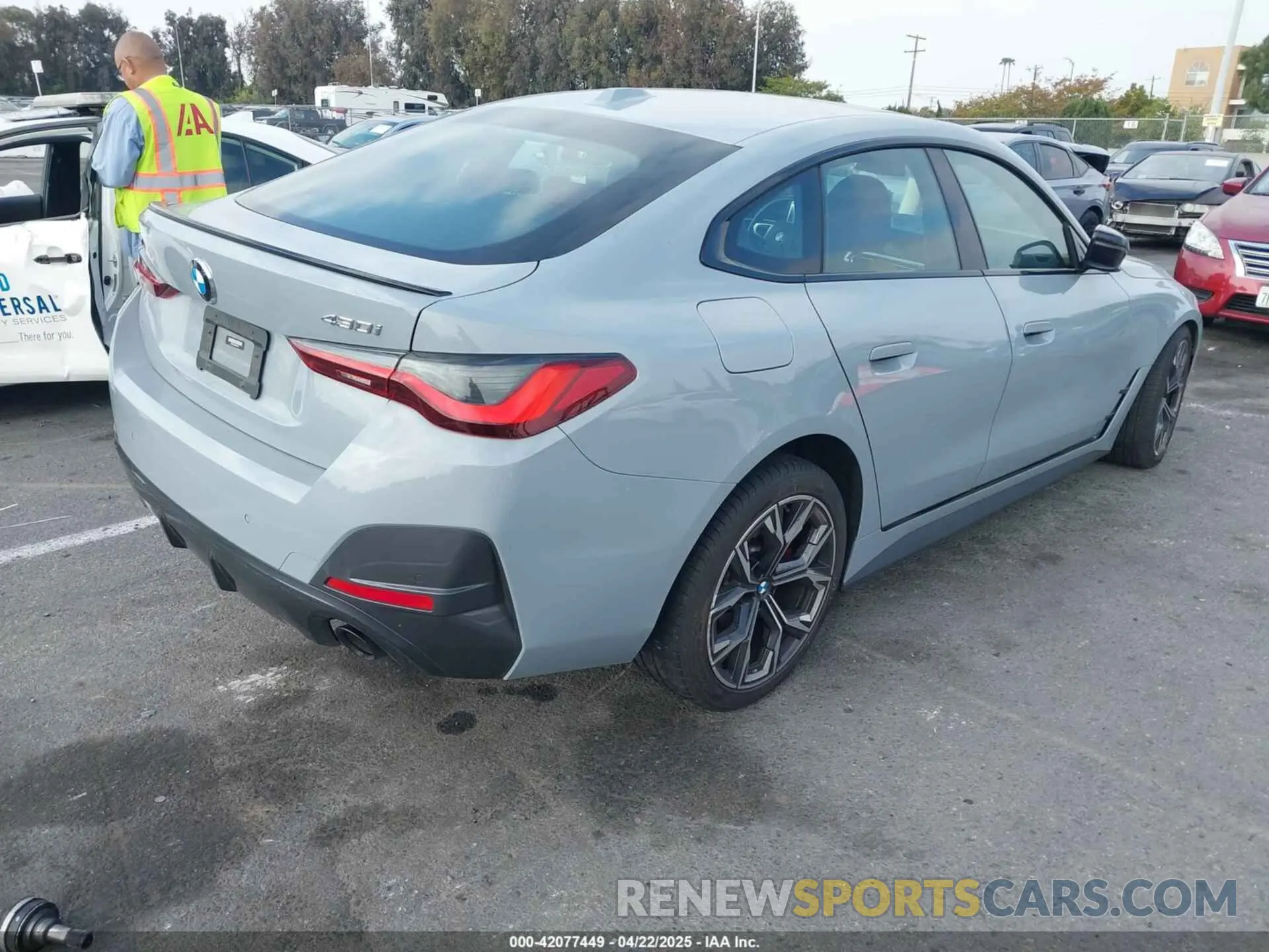 4 Фотография поврежденного автомобиля WBA73AV01PFN43771 BMW 430I GRAN COUPE 2023