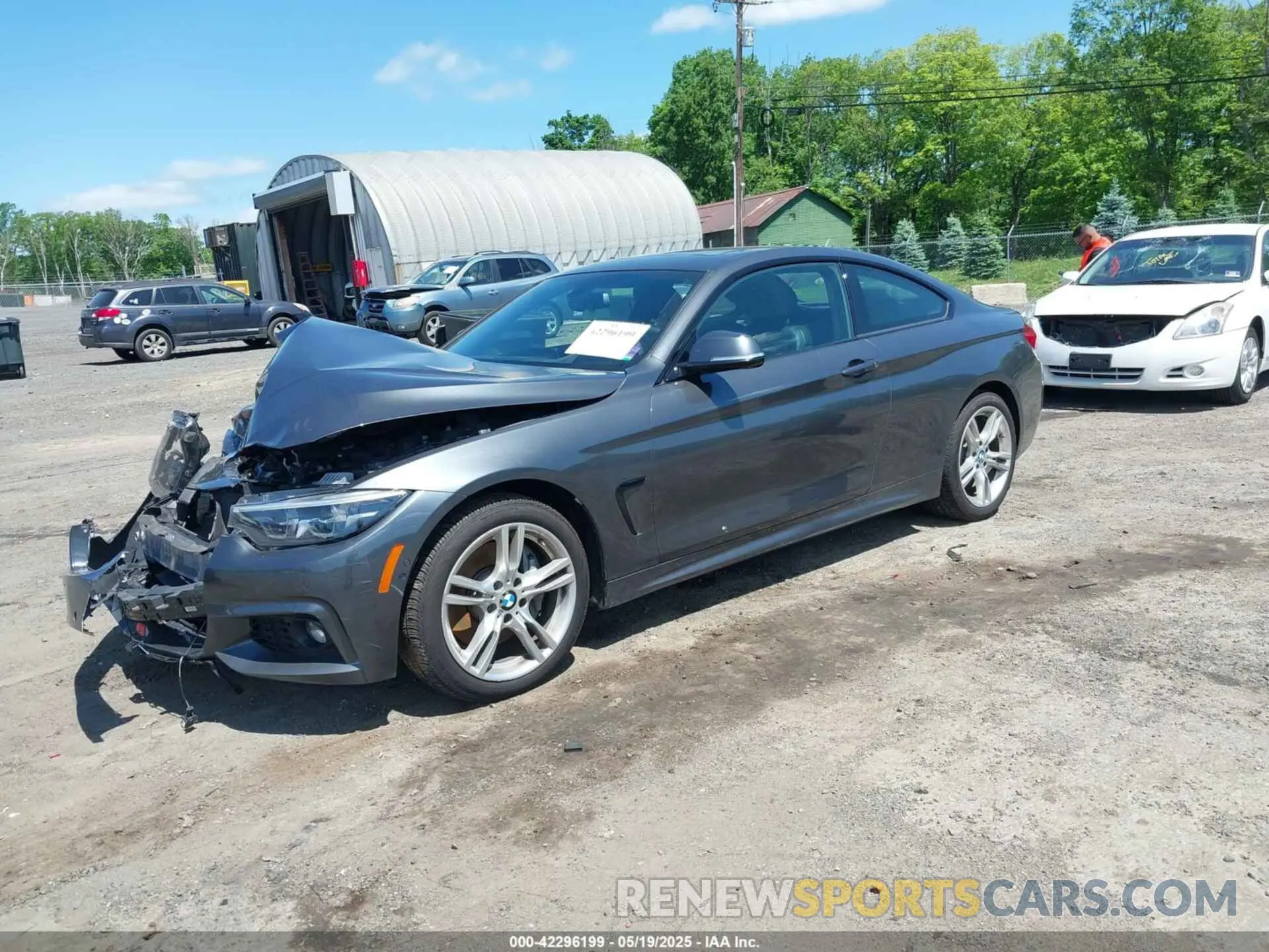 2 Photograph of a damaged car WBA4W9C56KAF94960 BMW 440I 2019
