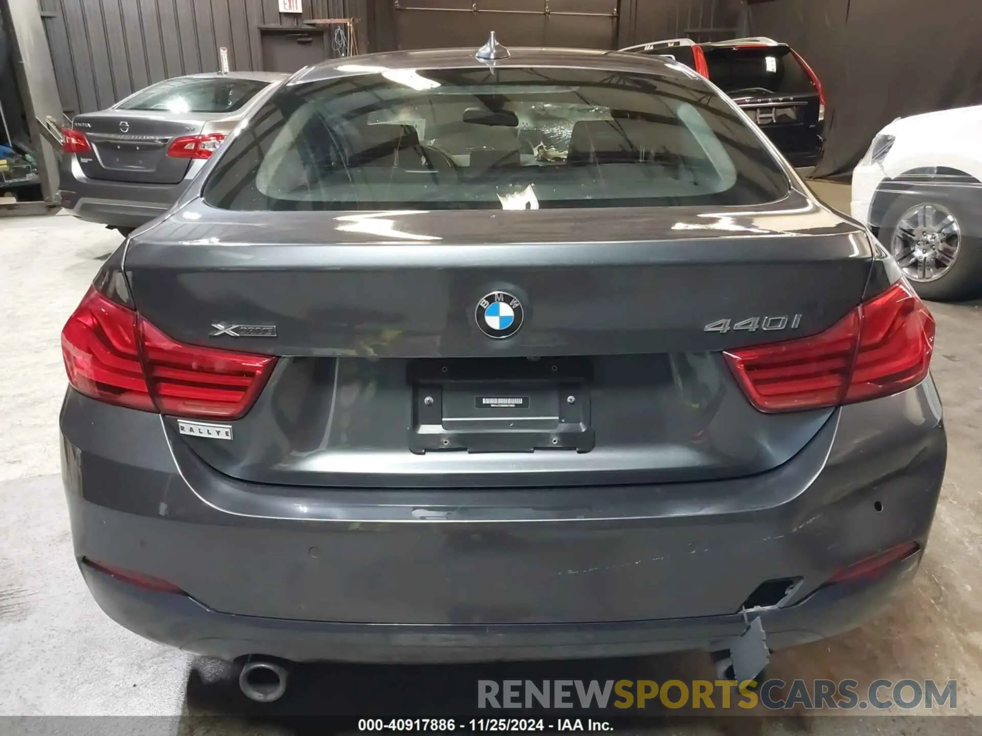 17 Photograph of a damaged car WBA4J7C56KBM76000 BMW 440I GRAN COUPE 2019