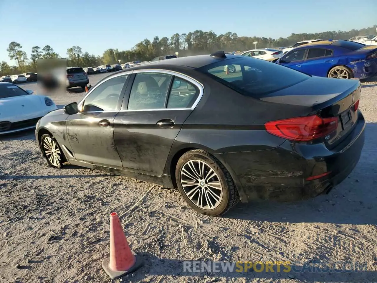 2 Фотография поврежденного автомобиля WBAJA5C50KBX87977 BMW 5 SERIES 2019