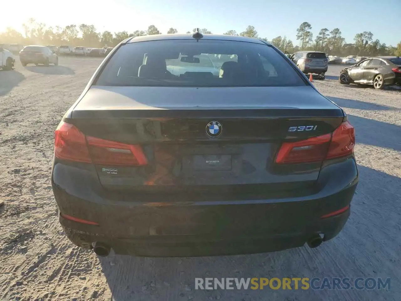 6 Фотография поврежденного автомобиля WBAJA5C50KBX87977 BMW 5 SERIES 2019