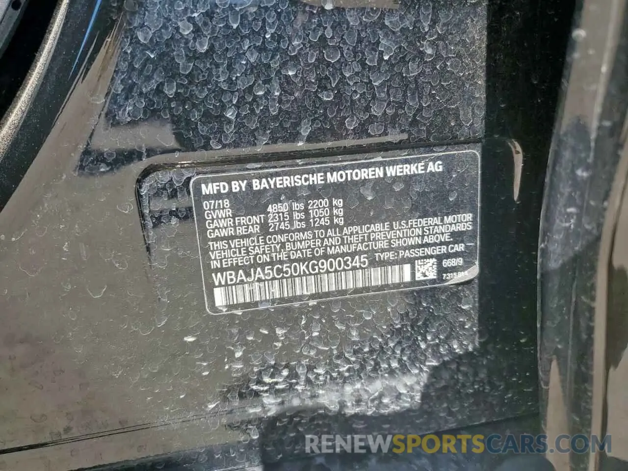 12 Photograph of a damaged car WBAJA5C50KG900345 BMW 5 SERIES 2019