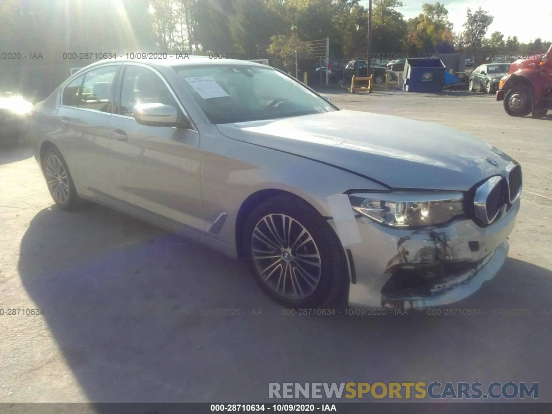 1 Photograph of a damaged car WBAJA5C50KWW13464 BMW 5 SERIES 2019