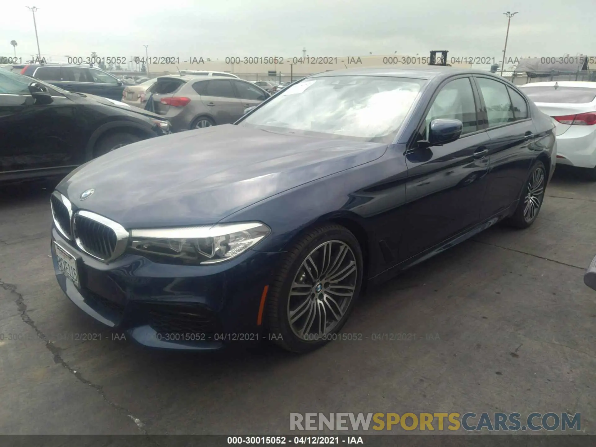 2 Photograph of a damaged car WBAJA5C50KWW33553 BMW 5 SERIES 2019