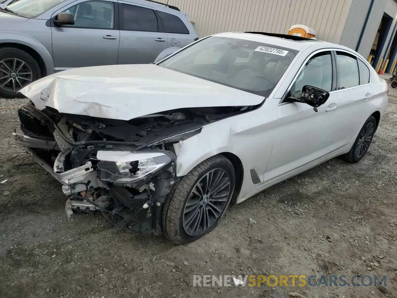 1 Фотография поврежденного автомобиля WBAJA5C52KBX87642 BMW 5 SERIES 2019