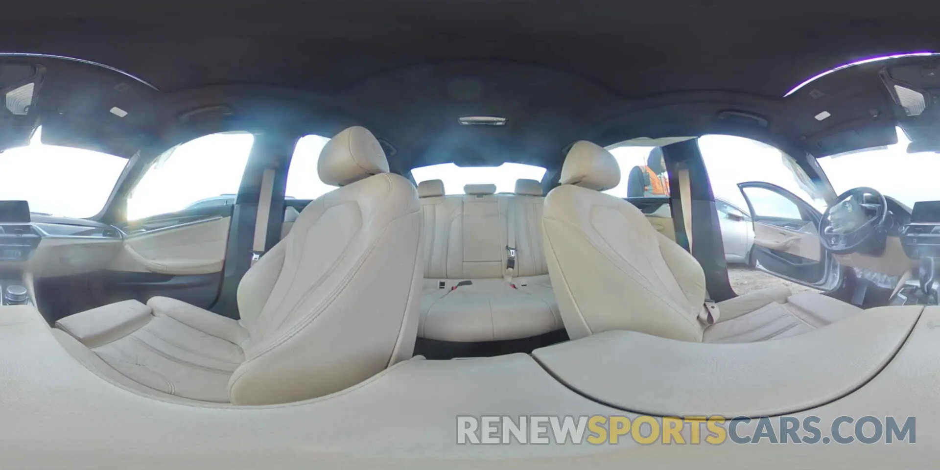 13 Фотография поврежденного автомобиля WBAJA5C52KBX87642 BMW 5 SERIES 2019