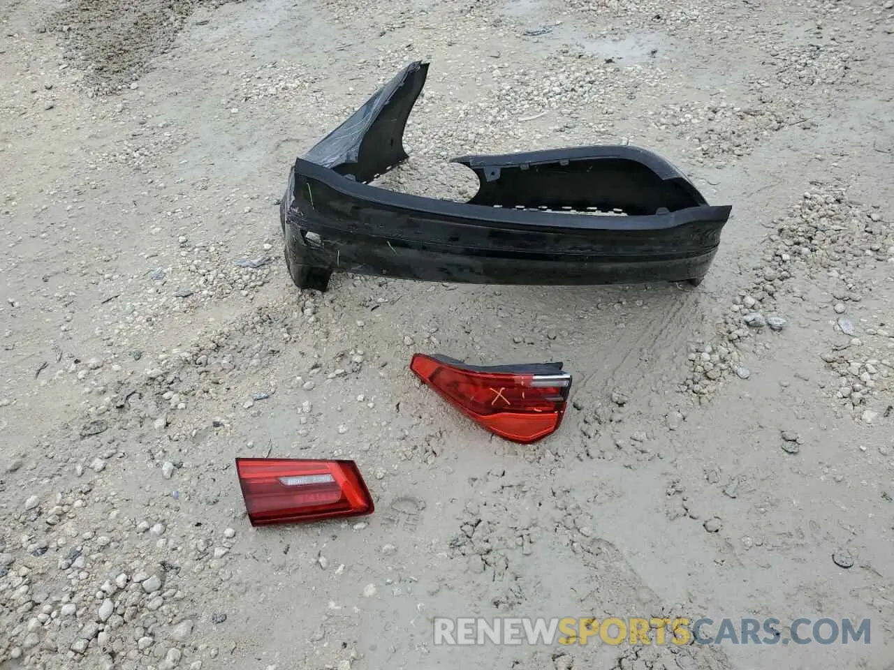 12 Photograph of a damaged car WBAJA5C52KWA57838 BMW 5 SERIES 2019