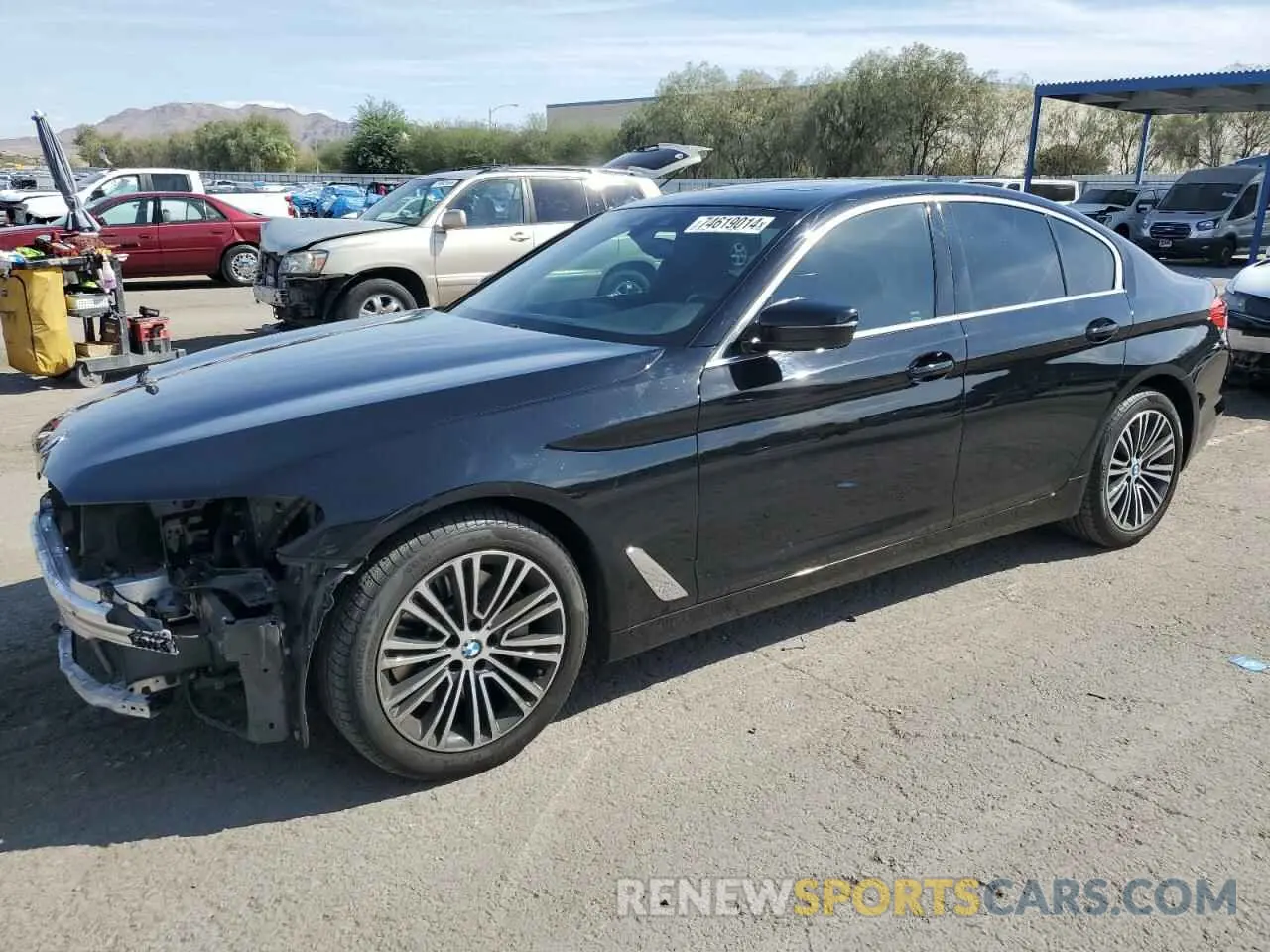 1 Photograph of a damaged car WBAJA5C52KWW37054 BMW 5 SERIES 2019