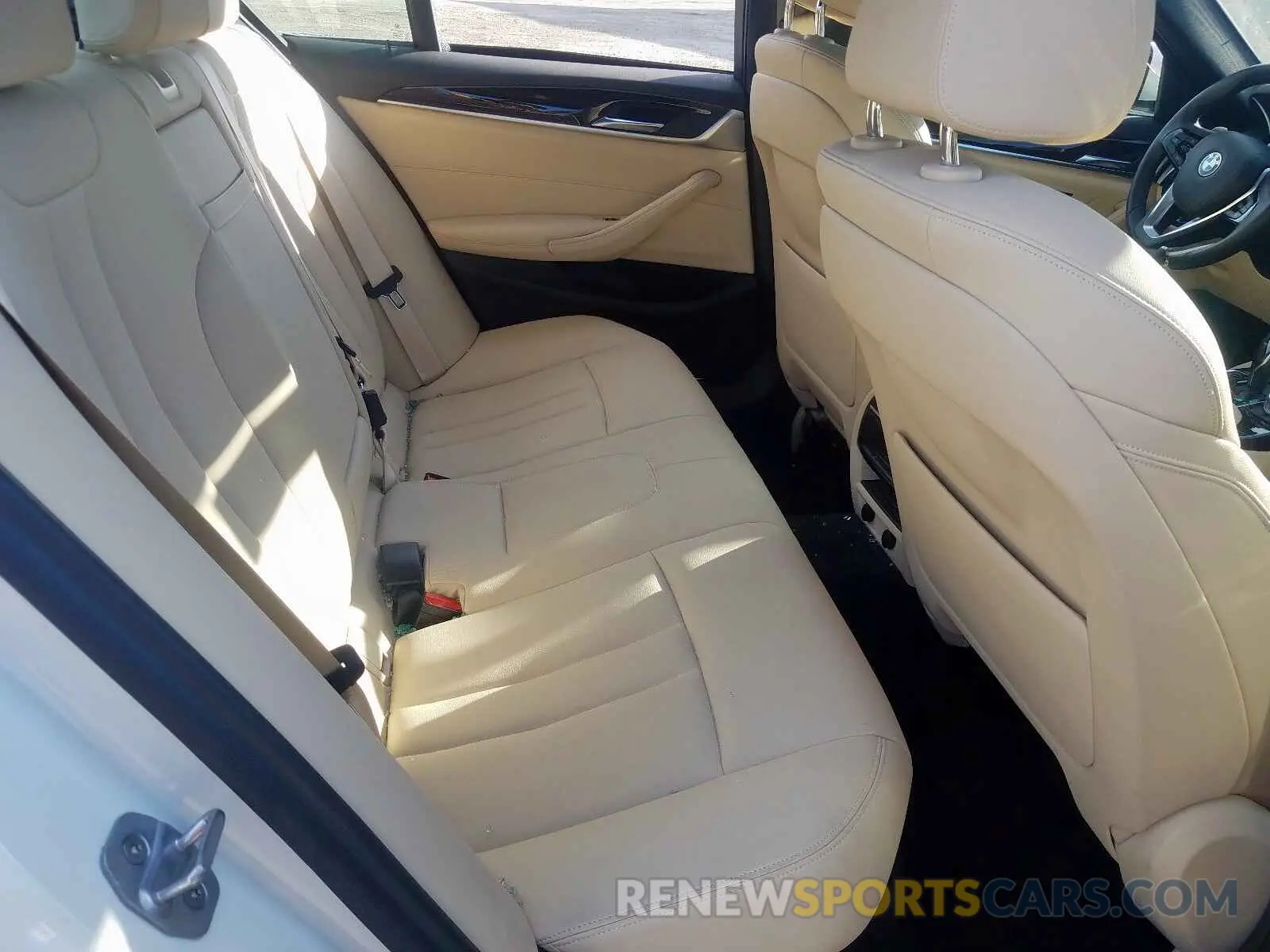 6 Photograph of a damaged car WBAJA5C53KBX46680 BMW 5 SERIES 2019