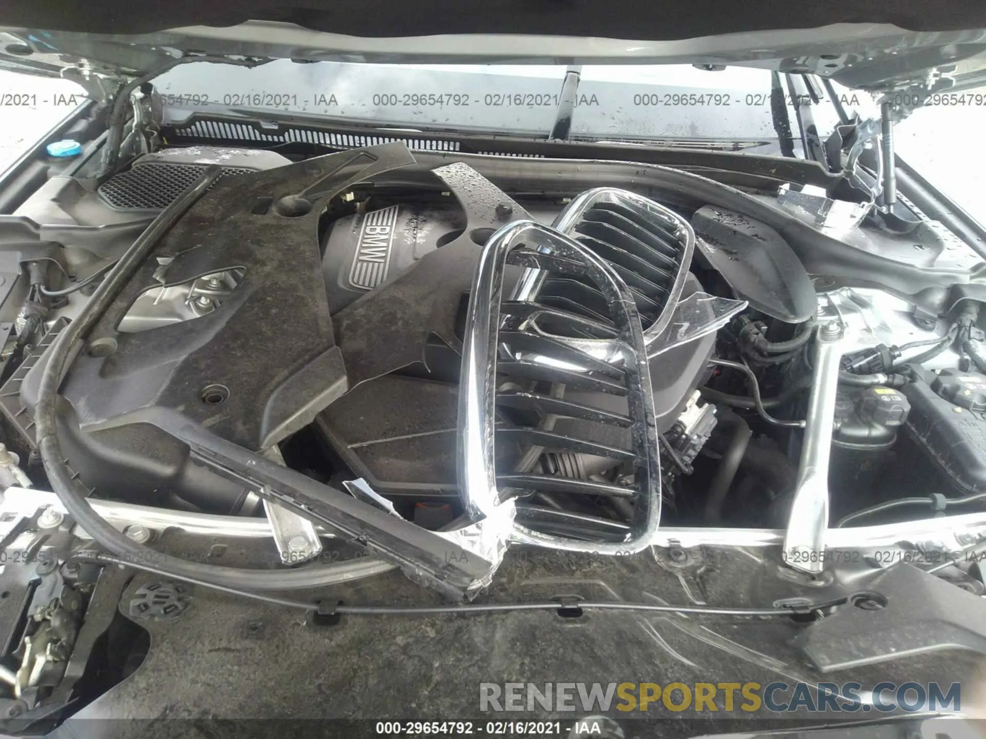 10 Photograph of a damaged car WBAJA5C55KBX86498 BMW 5 SERIES 2019