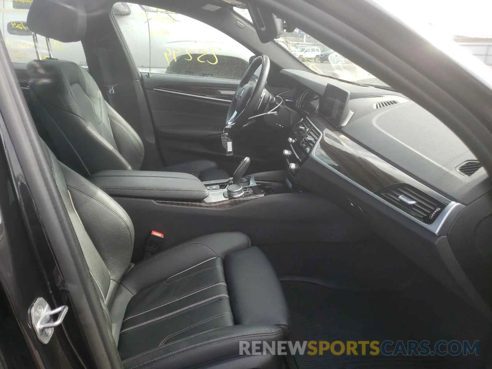 5 Photograph of a damaged car WBAJA5C55KBX86730 BMW 5 SERIES 2019