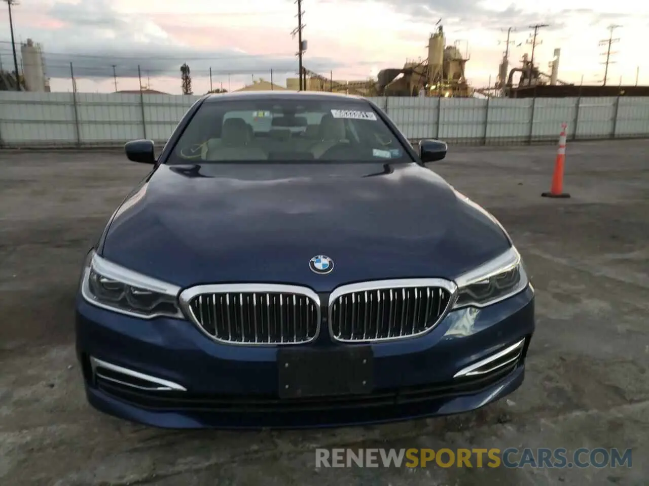 9 Photograph of a damaged car WBAJA5C55KBX87554 BMW 5 SERIES 2019