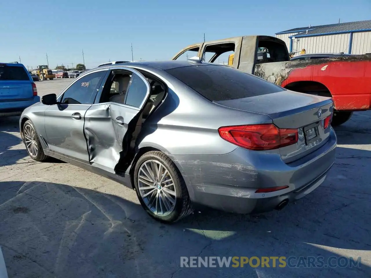 3 Photograph of a damaged car WBAJA5C55KWW03576 BMW 5 SERIES 2019