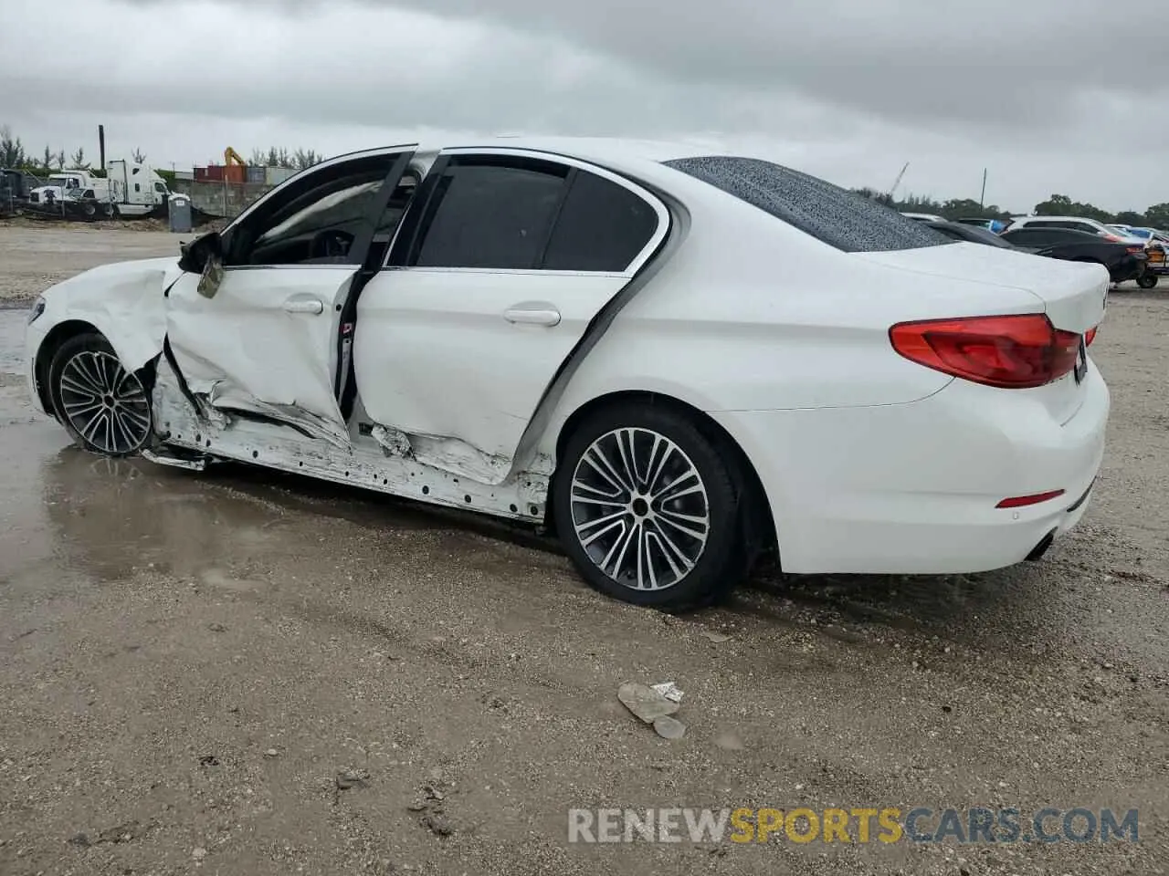 2 Photograph of a damaged car WBAJA5C58KWA58041 BMW 5 SERIES 2019