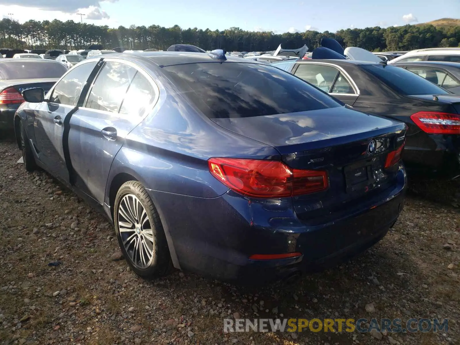 3 Photograph of a damaged car WBAJA7C50KWC77751 BMW 5 SERIES 2019