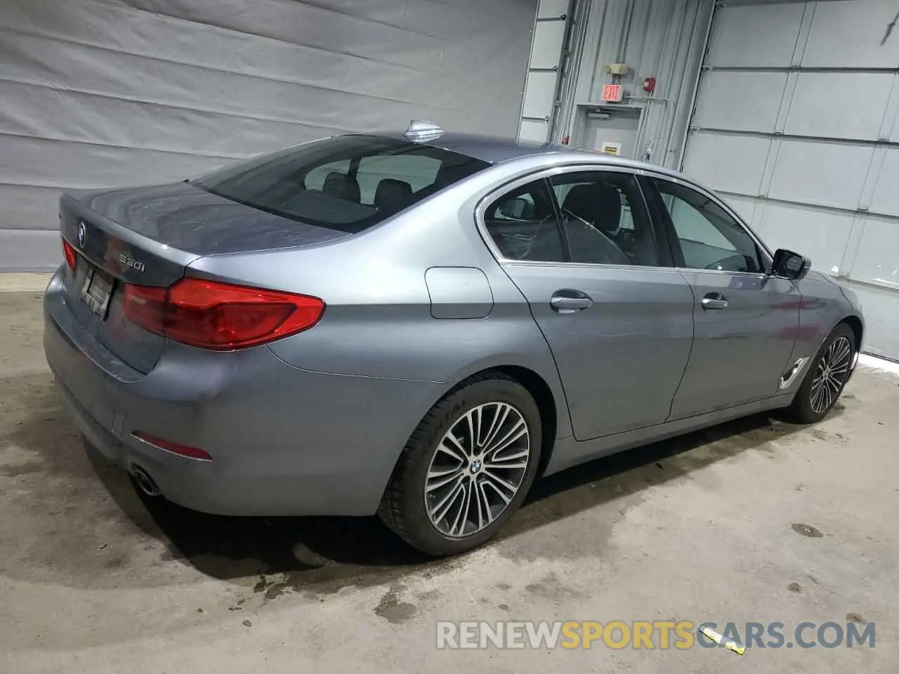 3 Photograph of a damaged car WBAJA7C50KWW09782 BMW 5 SERIES 2019