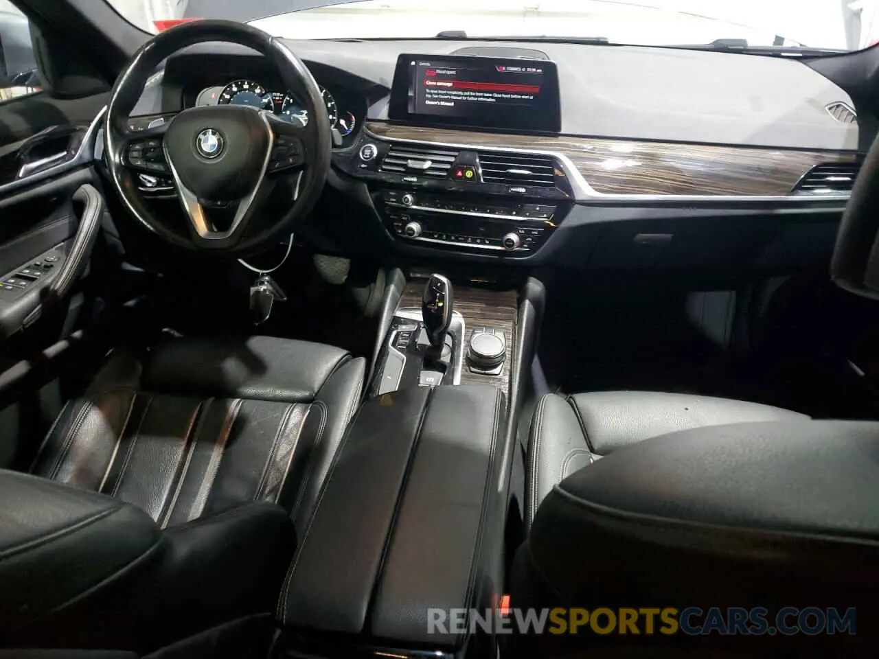 8 Photograph of a damaged car WBAJA7C50KWW09782 BMW 5 SERIES 2019