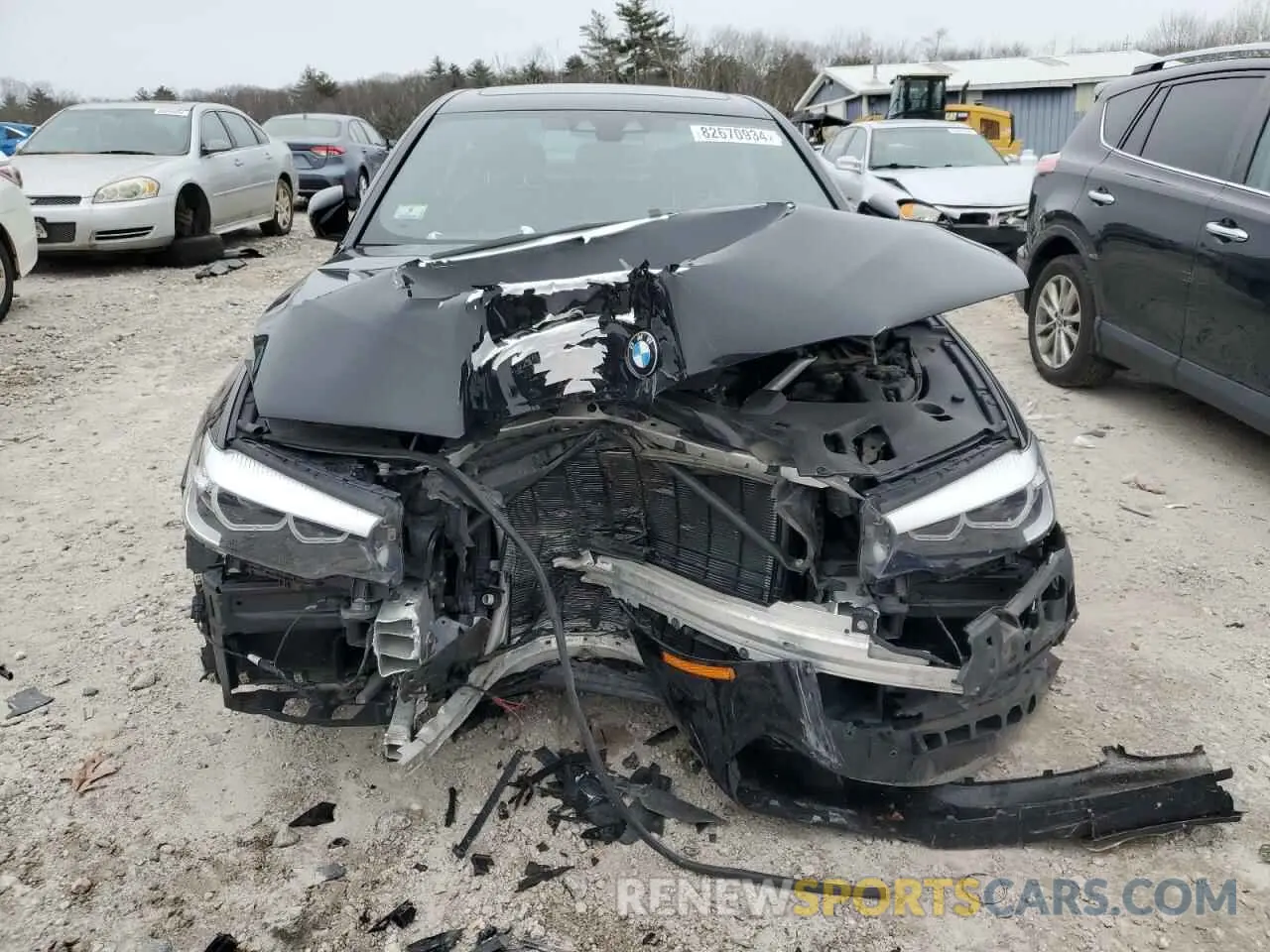 5 Photograph of a damaged car WBAJA7C50KWW17610 BMW 5 SERIES 2019