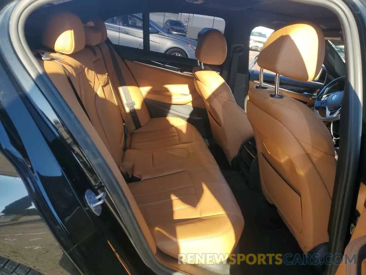 10 Photograph of a damaged car WBAJA7C53KG909696 BMW 5 SERIES 2019