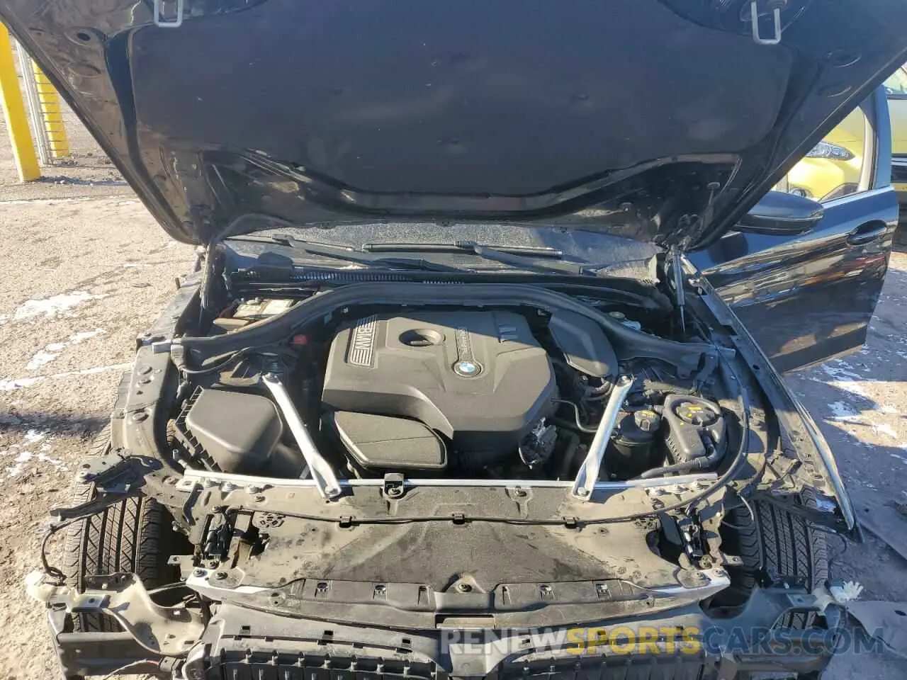 11 Photograph of a damaged car WBAJA7C53KG909696 BMW 5 SERIES 2019