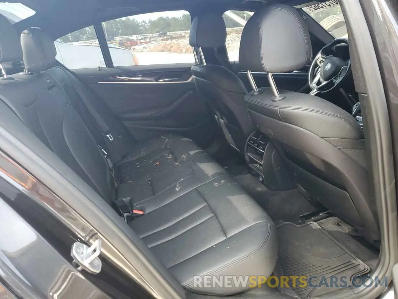 6 Photograph of a damaged car WBAJA7C53KWW08030 BMW 5 SERIES 2019