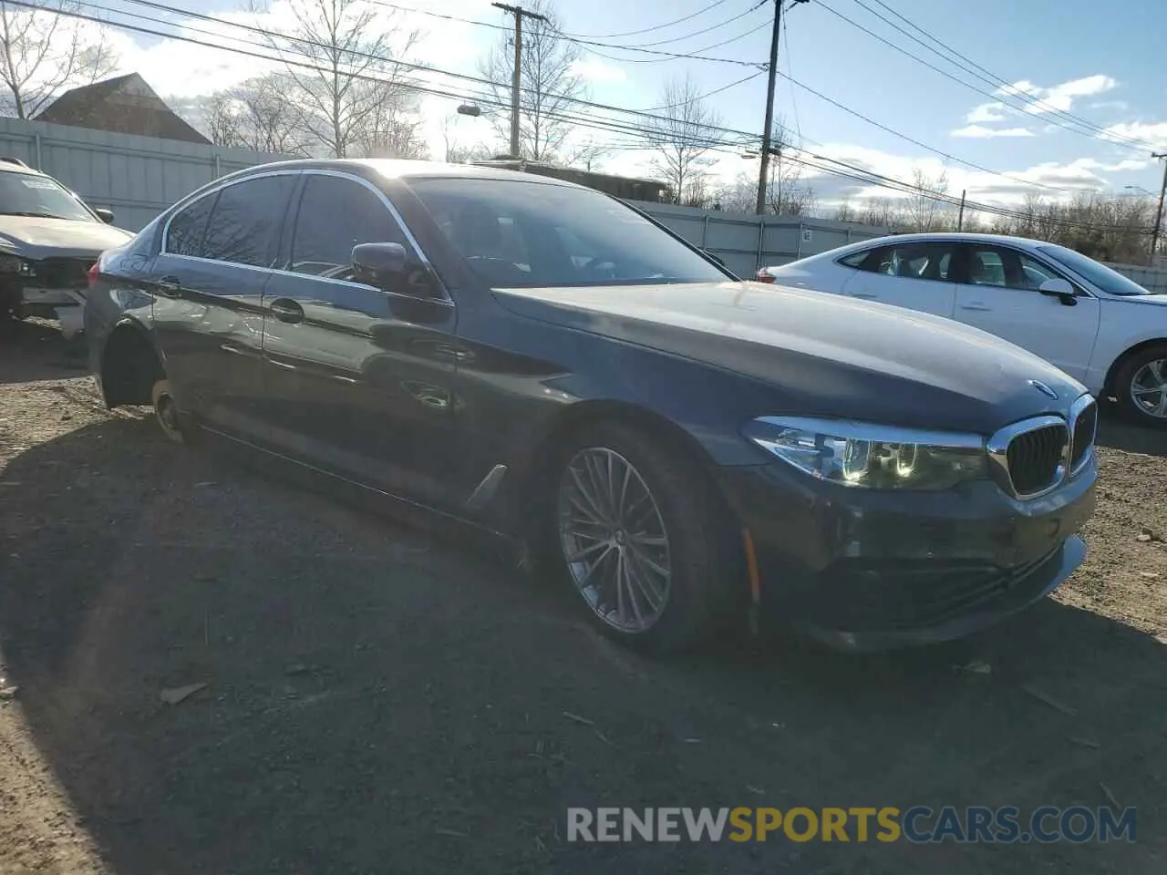 4 Photograph of a damaged car WBAJA7C55KWW28442 BMW 5 SERIES 2019