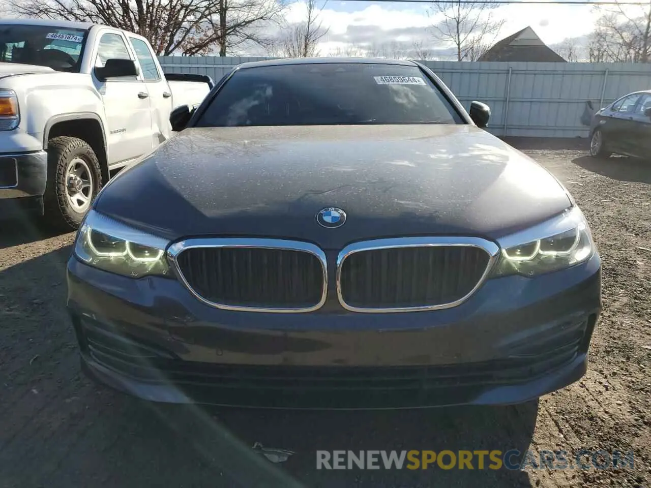 5 Photograph of a damaged car WBAJA7C55KWW28442 BMW 5 SERIES 2019