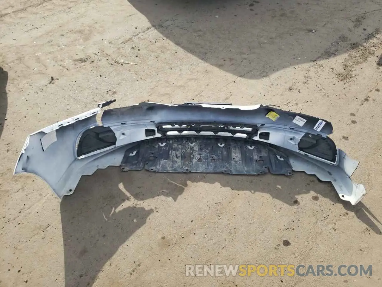 12 Photograph of a damaged car WBAJA7C56KG909742 BMW 5 SERIES 2019