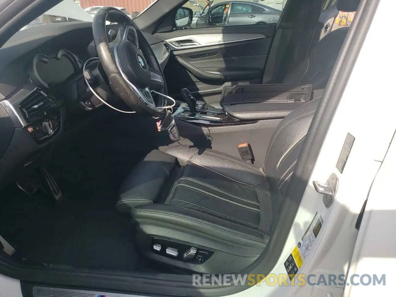 7 Photograph of a damaged car WBAJA7C56KG909742 BMW 5 SERIES 2019