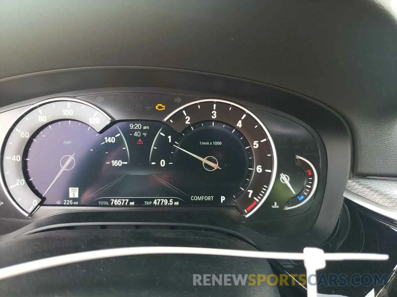 9 Photograph of a damaged car WBAJA7C56KG909742 BMW 5 SERIES 2019