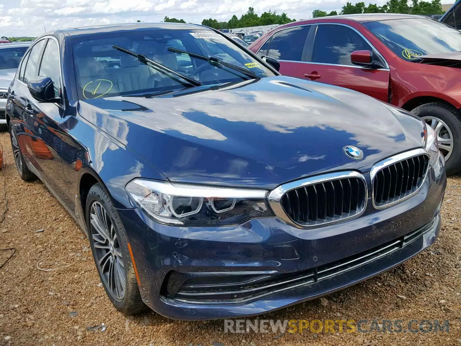1 Photograph of a damaged car WBAJA7C56KWW03159 BMW 5 SERIES 2019