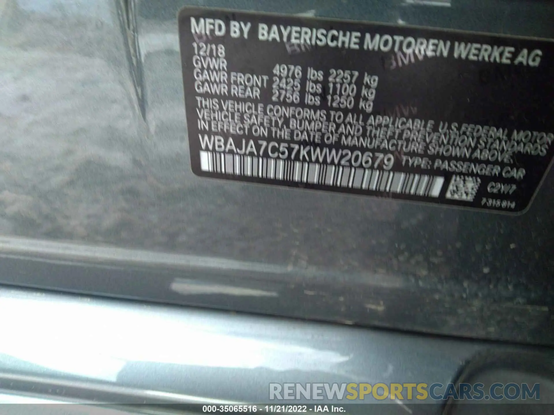 9 Photograph of a damaged car WBAJA7C57KWW20679 BMW 5 SERIES 2019