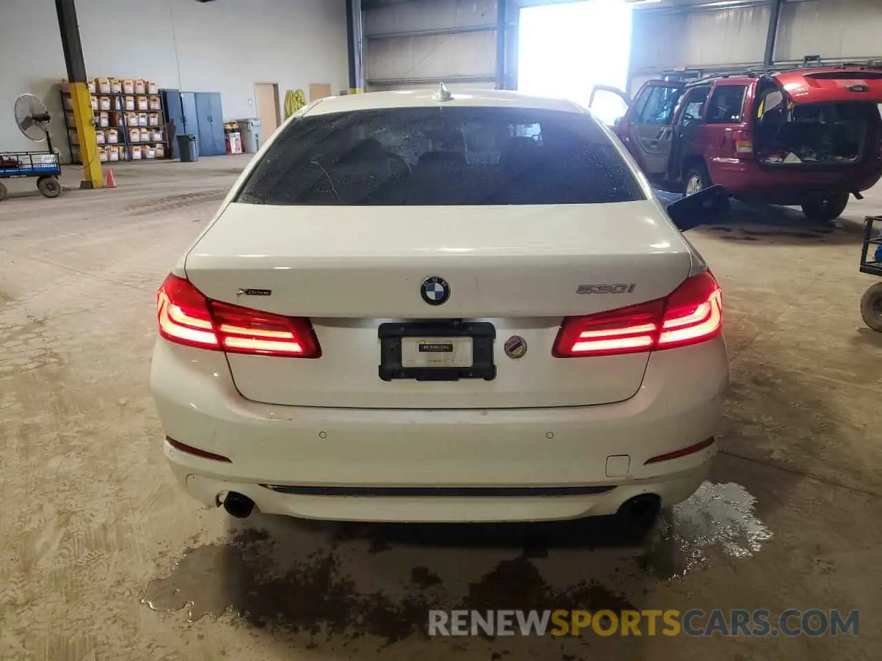 6 Photograph of a damaged car WBAJA7C57KWW32394 BMW 5 SERIES 2019