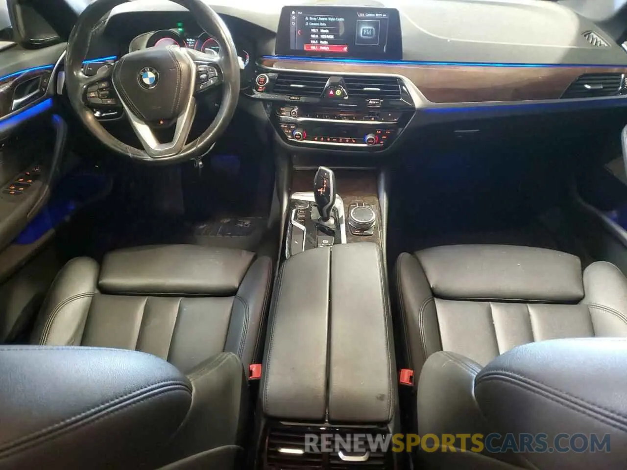 8 Photograph of a damaged car WBAJA7C57KWW32394 BMW 5 SERIES 2019