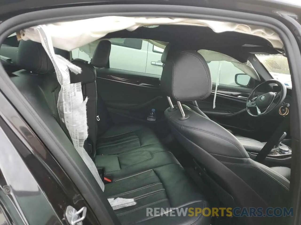 10 Photograph of a damaged car WBAJA7C58KWC78243 BMW 5 SERIES 2019