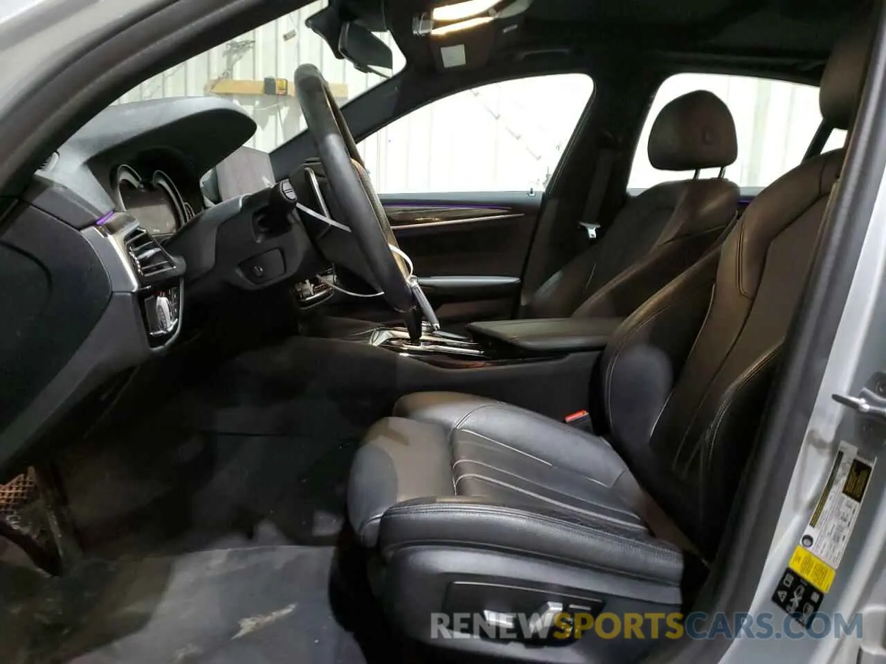 7 Фотография поврежденного автомобиля WBAJA7C58KWW40228 BMW 5 SERIES 2019