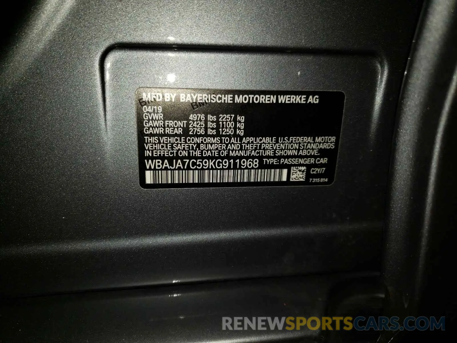 10 Photograph of a damaged car WBAJA7C59KG911968 BMW 5 SERIES 2019