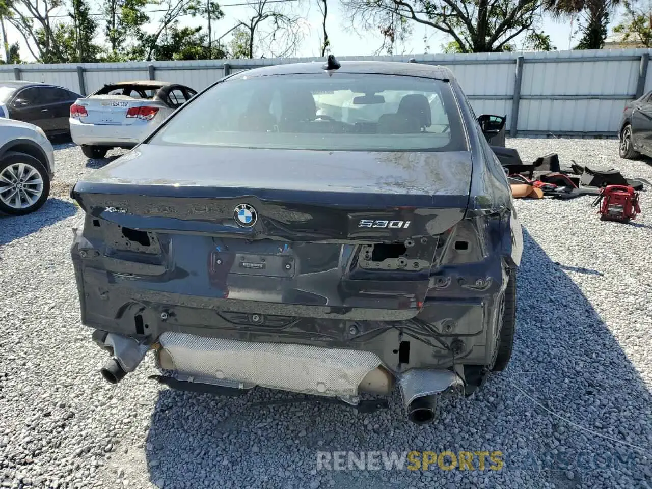 6 Photograph of a damaged car WBAJA7C59KWW10672 BMW 5 SERIES 2019