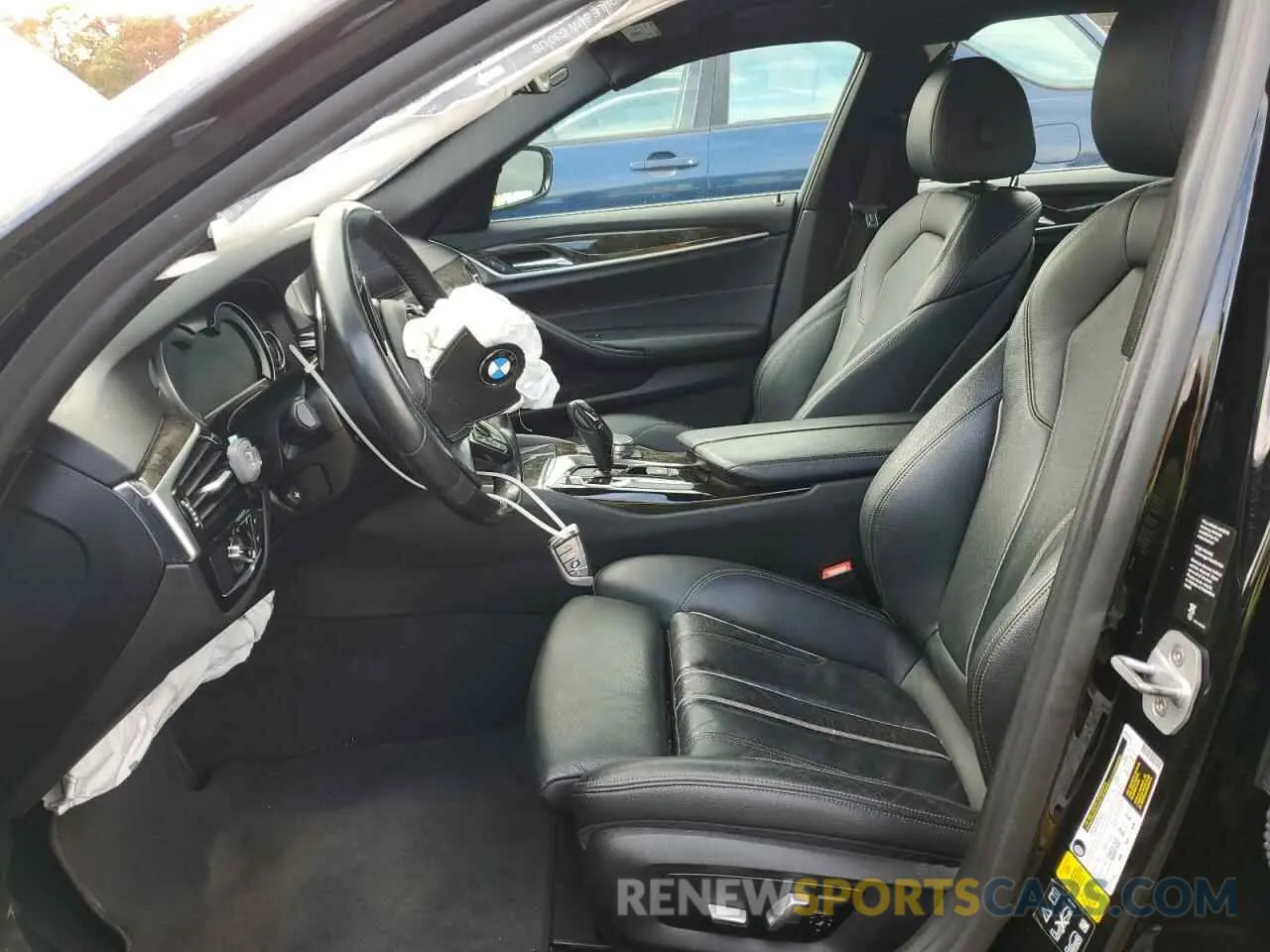 7 Photograph of a damaged car WBAJA7C5XKWC77773 BMW 5 SERIES 2019