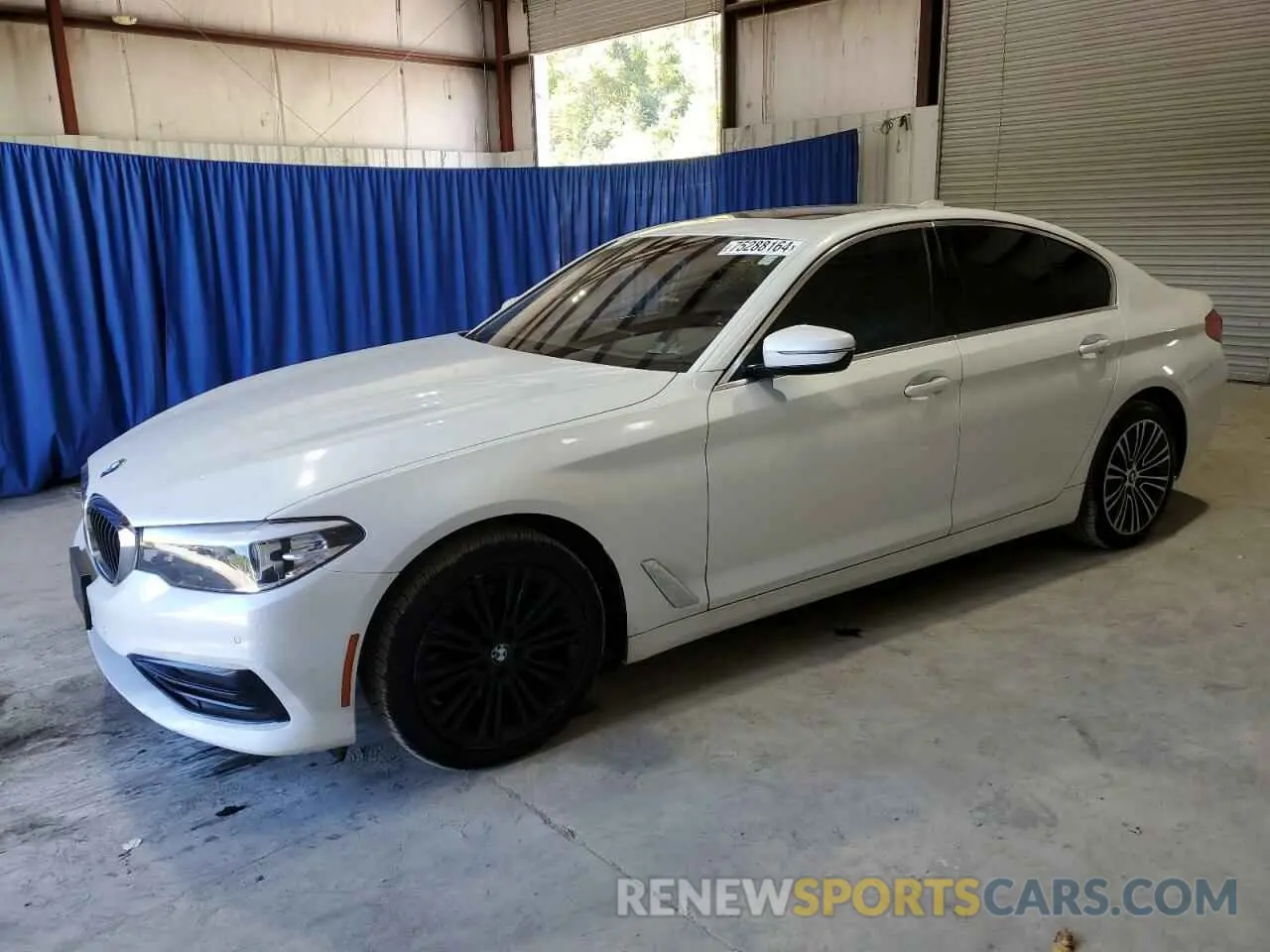 1 Photograph of a damaged car WBAJA7C5XKWW07957 BMW 5 SERIES 2019