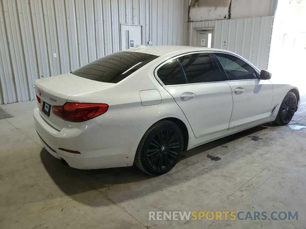 3 Photograph of a damaged car WBAJA7C5XKWW07957 BMW 5 SERIES 2019