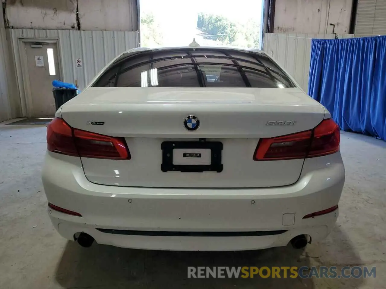 6 Photograph of a damaged car WBAJA7C5XKWW07957 BMW 5 SERIES 2019