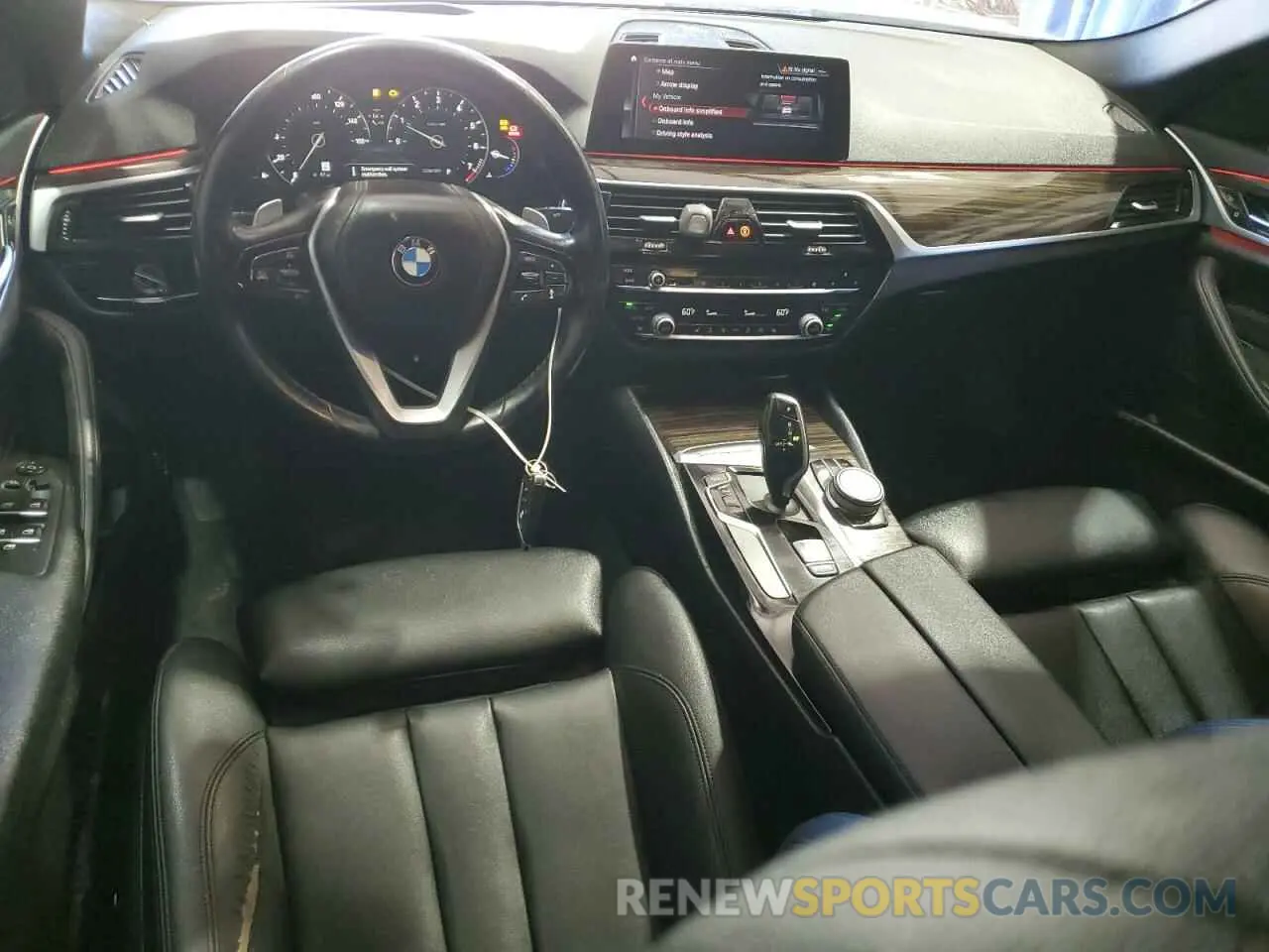 8 Photograph of a damaged car WBAJA7C5XKWW07957 BMW 5 SERIES 2019